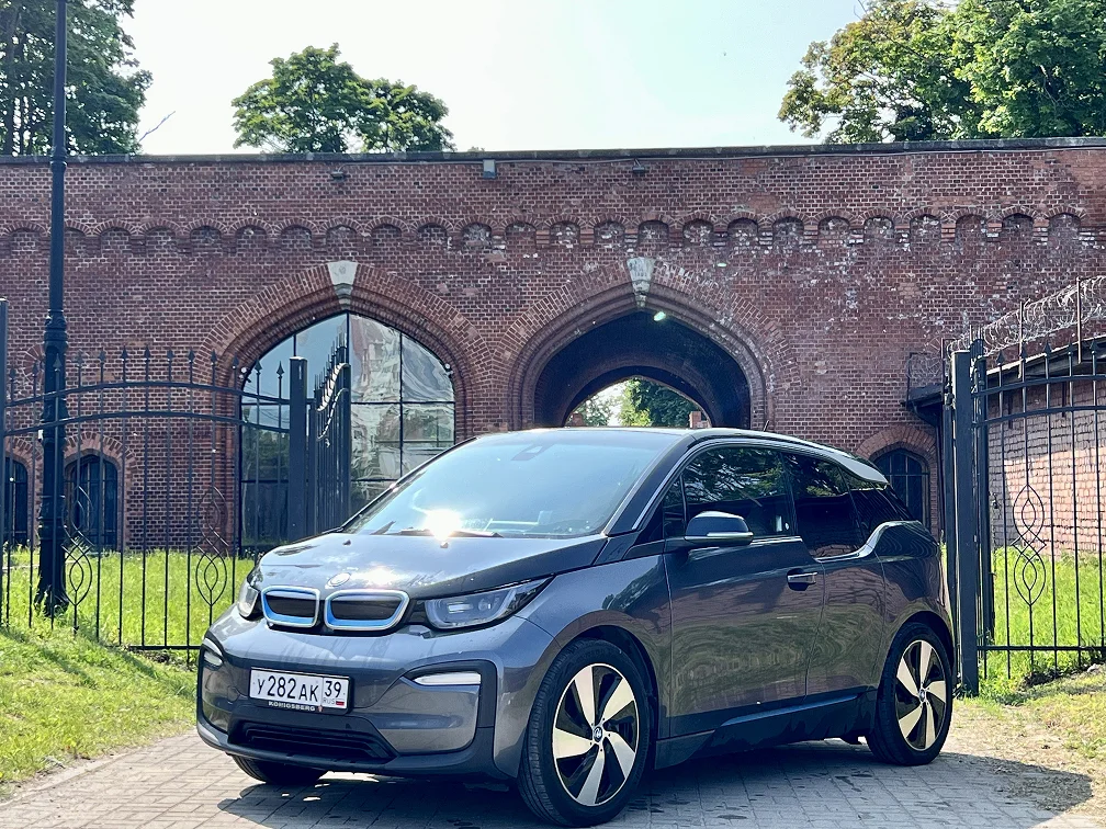BMW i3