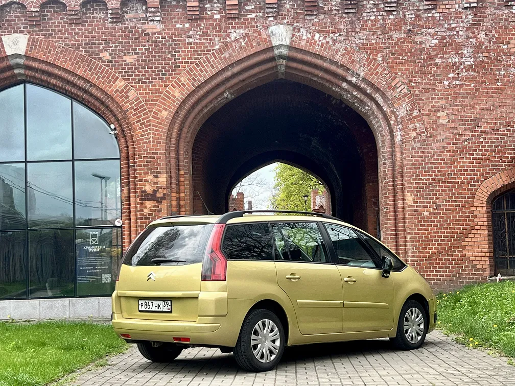 Citroen C4 Picasso 4