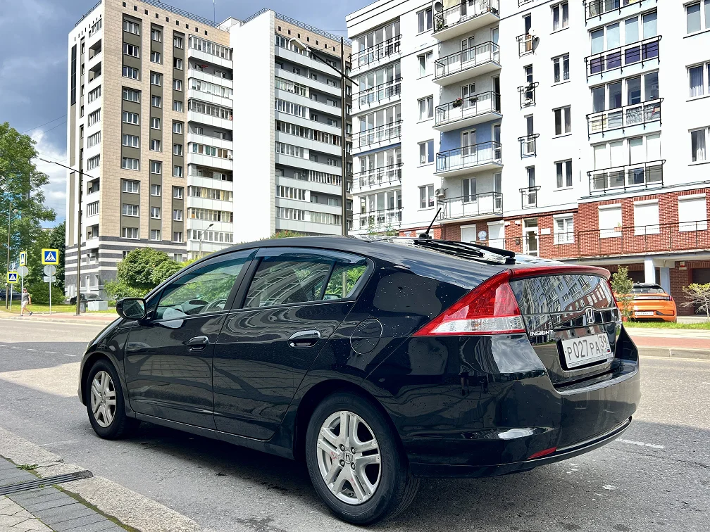 Honda Insight 5